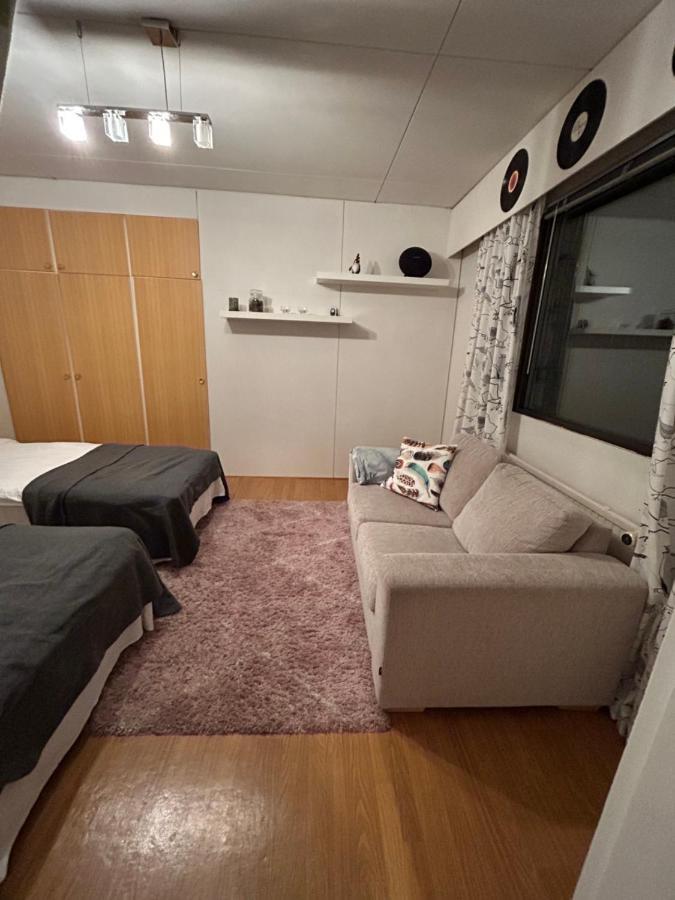 Norvala The Shower Is Located In The Main Building ロヴァニエミ エクステリア 写真